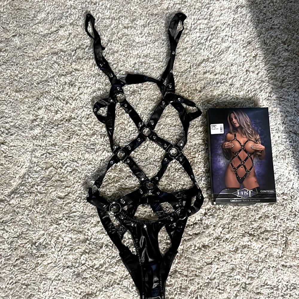 Contessa Strappy Teddy